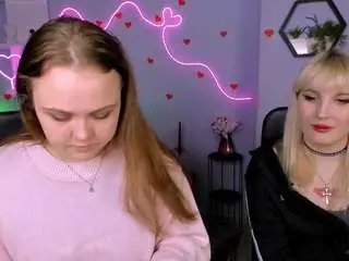 Camsoda Best Webcam of kira-kisses