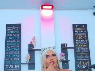 Camsoda Sex Cam of chloe-thunders