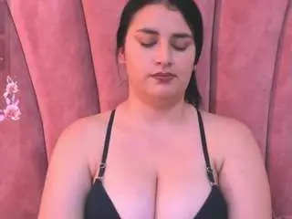 Camsoda Free Live Porn of miss-quipitoss