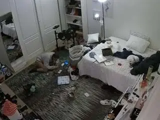 Camsoda Adult Webcam of voyeurcam-hornyhostel-02
