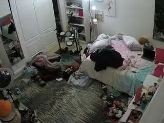 Camsoda Free Porn Cam of voyeurcam-hornyhostel-02