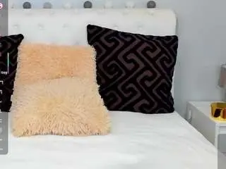 Camsoda Free Porn Cam of anysareyes