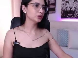 Camsoda Adult Webcams of mia-liore