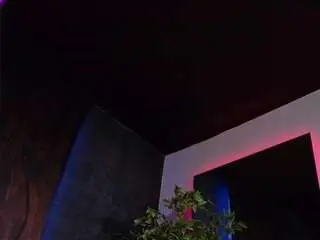 Camsoda Free Porn Cam of miiastonnee
