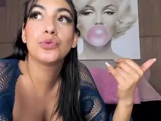 Camsoda Adult Webcam of saraycollins