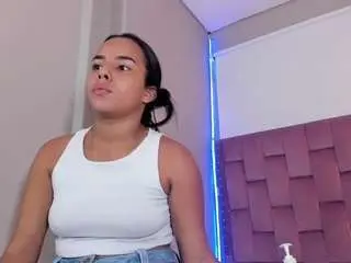 Camsoda Live Porn of roxy-stone1