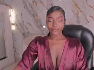 Camsoda Nude Webcam of savannahstorm