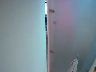 Camsoda Live Porn of voyeurcam-casa-salsa-shower-1