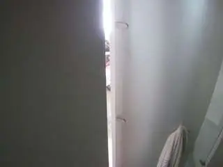 Camsoda Free Live Porn of voyeurcam-casa-salsa-shower-1
