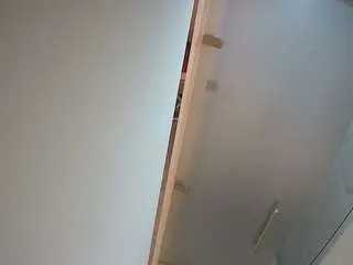 Camsoda Sex Cam of voyeurcam-casa-salsa-shower-1