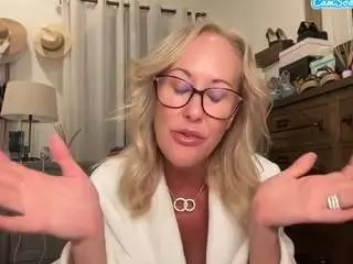 Camsoda Free Porn Cam of brandi-love