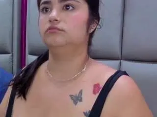 Camsoda Watch Live Sex Cams of isabellajrogers