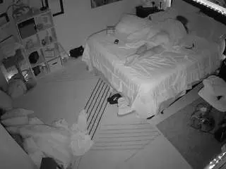 Camsoda Free Porn Cam of voyeurcam-hornyhostel-01
