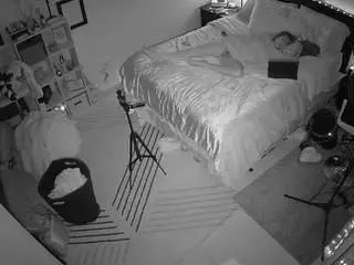 Camsoda Free Porn Cam of voyeurcam-hornyhostel-01