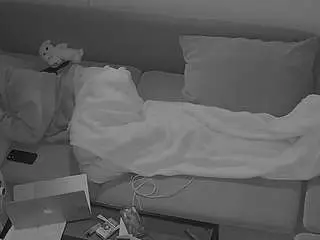 Camsoda Nude Webcam of voyeurcam-julmodels-living-7