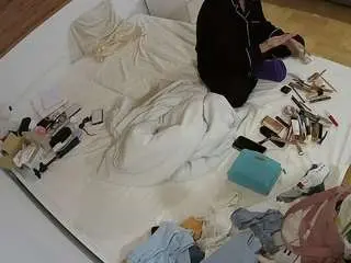 Camsoda Best live sex cam show of voyeurcam-julmodels-greybed-1