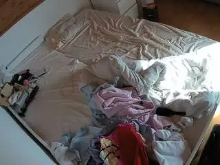 Camsoda Adult Video Chat of voyeurcam-julmodels-greybed-1