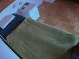 Camsoda Sex Cam of voyeurcam-julmodels-greybed-1