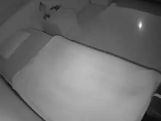 Camsoda Live Porn of voyeurcam-julmodels-greybed-1