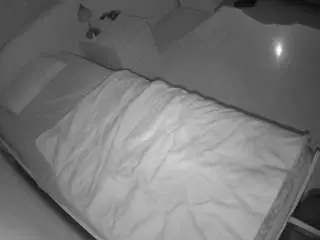 Camsoda Sex Cam of voyeurcam-julmodels-greybed-1