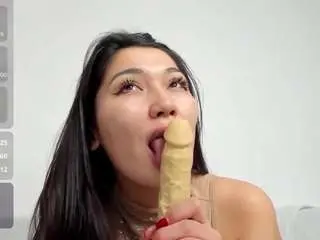 Camsoda Adult Webcam of floomaliana