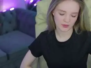 Camsoda Nude Webcam of mariamedow