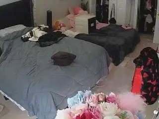 Camsoda Nude Webcam of voyeurcam-house-charleys-room