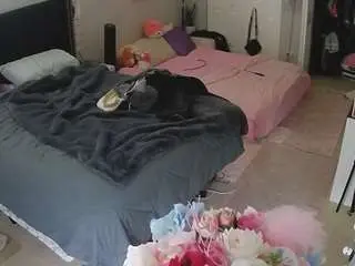 Camsoda Adult Webcam of voyeurcam-house-charleys-room