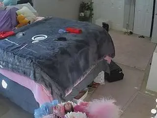 Camsoda Adult Webcams of voyeurcam-house-charleys-room