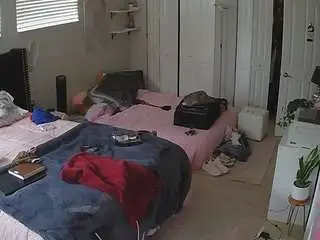 Camsoda Watch Live Sex Cams of voyeurcam-house-charleys-room