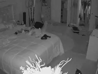 Camsoda Private Sex Chat of voyeurcam-house-charleys-room