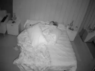 Camsoda Nude Webcam of voyeurcam-casa-salsa-bedroom-1