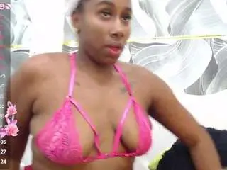 Camsoda Free Live Porn of nahomyfox