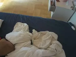 Camsoda Sex Chat of voyeurcam-julmodels-greybed-2