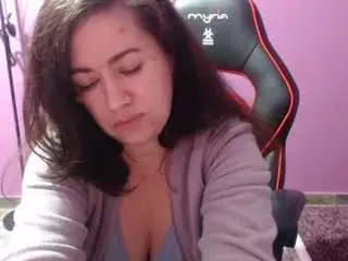 Camsoda Live Sex of goldensquirt23