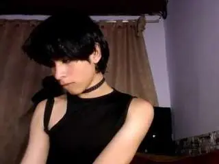 Camsoda Free Porn Cam of sweetass-18