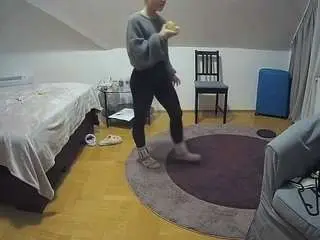 Camsoda Free Live Porn of voyeurcam-julmodels-whitebed-6