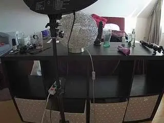 Camsoda Private Sex Chat of voyeurcam-julmodels-whitebed-6