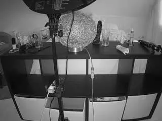 Camsoda Private Sex Chat of voyeurcam-julmodels-whitebed-6