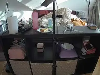 Camsoda Sex Cam of voyeurcam-julmodels-whitebed-6