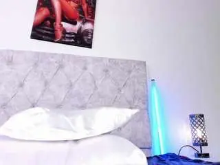 Camsoda Sex Cam of zaracampbell