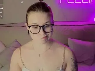 Camsoda Adult Video Chat of christine-wallker