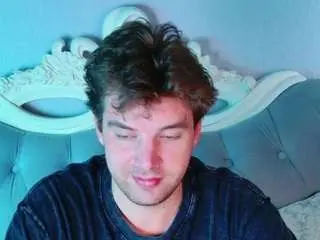Camsoda Free Porn Cam of arthurwhitee