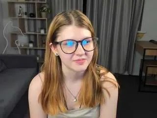 Camsoda Free Porn Cam of tuyetschatt