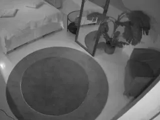 Camsoda Adult Webcam of voyeurcam-julmodels-whitebed-5