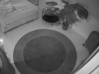 Camsoda Live Sex of voyeurcam-julmodels-whitebed-5