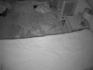 Camsoda Sex Cam of voyeurcam-julmodels-whitebed-5