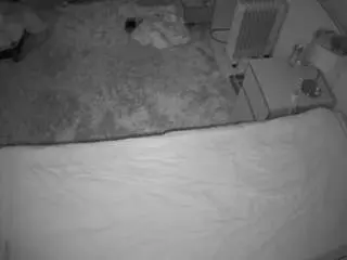 Camsoda Live Porn of voyeurcam-julmodels-whitebed-5