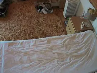 Camsoda Live Sex of voyeurcam-julmodels-whitebed-5