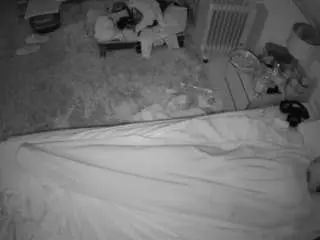 Camsoda Adult Webcam of voyeurcam-julmodels-whitebed-5